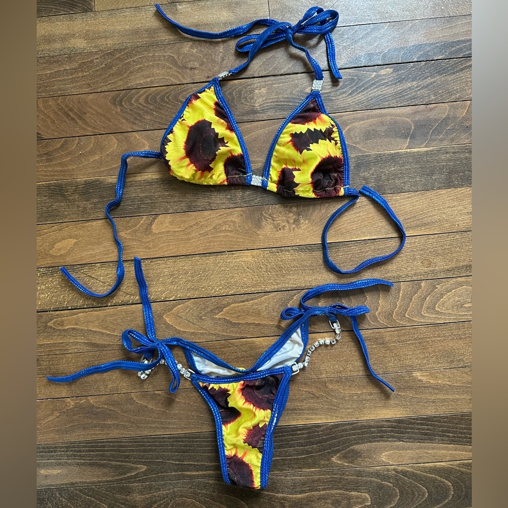 ACB Posing Suit